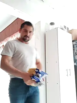 Bradd 32 online show from 11-07-25, 04:55