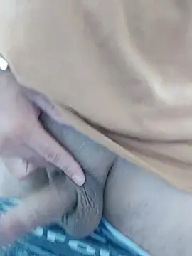 Bradd 32 online show from 12-14-25, 05:07