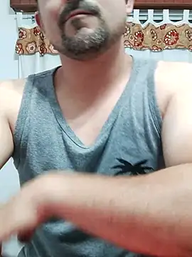 Bradd 32 online show from 10-23-25, 02:10