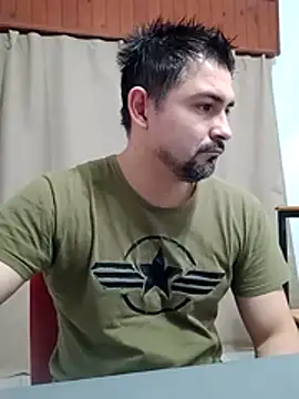 Bradd 32 online show from 07-15-26, 11:28