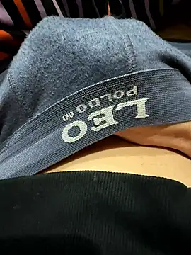 adiluci1 online show from 01-11-26, 04:08