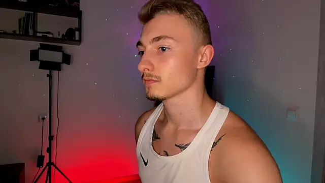 Artur  Skott online show from 10-14-25, 05:57