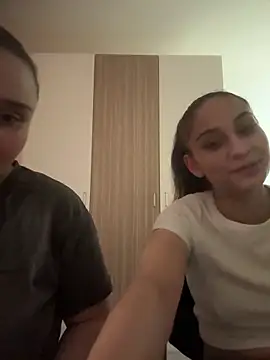 Snapshot of FemmeAffair chatting on 02-11-26, 11:04 FemmeAffair online show from 02-11-26, 11:04