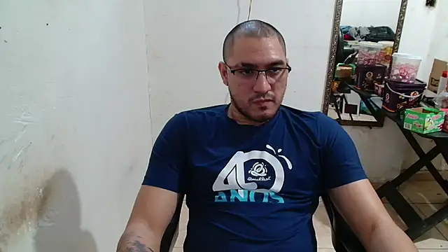 Snapshot of Leonino231 chatting on 09-25-25, 11:49 Leonino231 online show from 09-25-25, 11:49