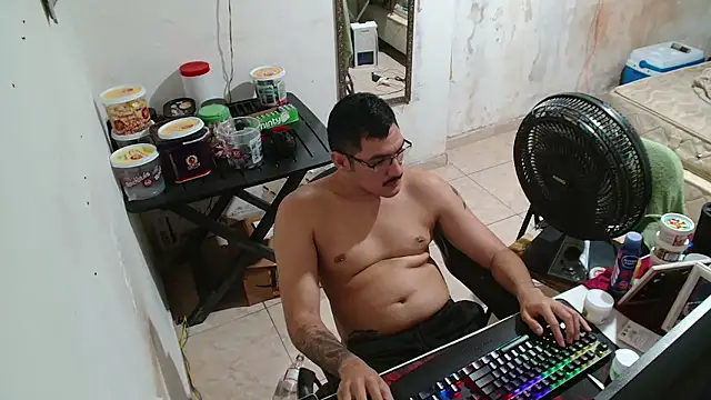 Snapshot of Leonino231 chatting on 01-08-26, 08:48 Leonino231 online show from 01-08-26, 08:48