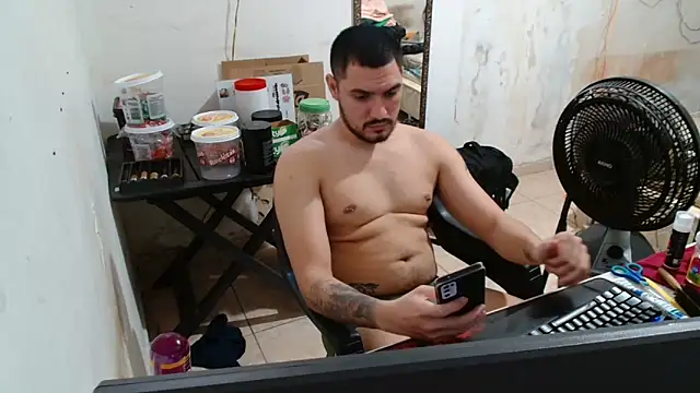 Snapshot of Leonino231 chatting on 11-08-25, 07:39 Leonino231 online show from 11-08-25, 07:39