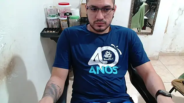 Snapshot of Leonino231 chatting on 10-03-25, 04:19 Leonino231 online show from 10-03-25, 04:19