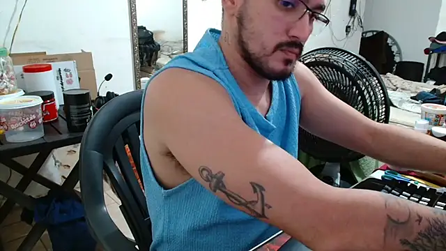 Snapshot of Leonino231 chatting on 11-17-25, 12:58 Leonino231 online show from 11-17-25, 12:58