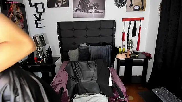 LunarisSmith online show from 02-19-26, 06:05