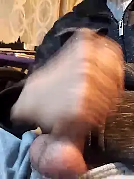 Snapshot of Elvergg1 chatting on 02-22-26, 07:44 Elvergg1 online show from 02-22-26, 07:44