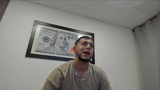 Snapshot of nico_rivera chatting on 05-07-26, 01:32 nico rivera online show from 05-07-26, 01:32