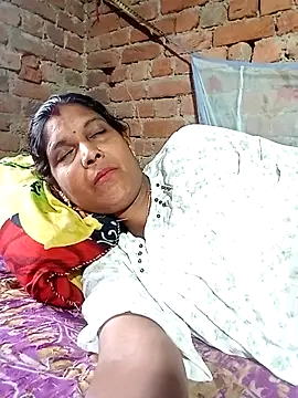 Savita992 online show from 10-15-25, 07:05