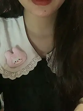 Linhtruong  online show from 11-27-25, 04:57