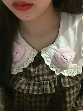 Linhtruong  online show from 12-05-25, 04:33