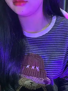 Linhtruong  online show from 02-18-26, 04:10