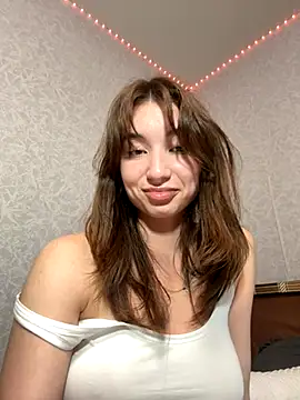 Adelina Bliss online show from 09-30-25, 12:22