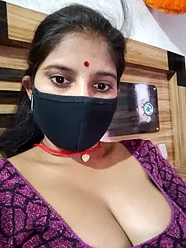 Snapshot of Daisygirl9 chatting on 05-18-26, 12:54 Daisygirl9 online show from 05-18-26, 12:54
