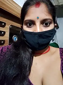 Snapshot of Daisygirl9 chatting on 06-17-26, 05:01 Daisygirl9 online show from 06-17-26, 05:01