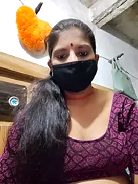Snapshot of Daisygirl9 chatting on 06-11-26, 04:15 Daisygirl9 online show from 06-11-26, 04:15