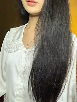 Nhinhi18 online show from 01-13-26, 03:49