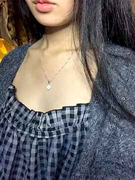 Nhinhi18 online show from 11-14-25, 05:16