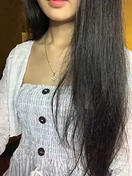 Snapshot of Nhinhi18 chatting on 03-05-26, 04:36 Nhinhi18 online show from 03-05-26, 04:36