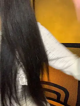 Nhinhi18 online show from 01-10-26, 04:02