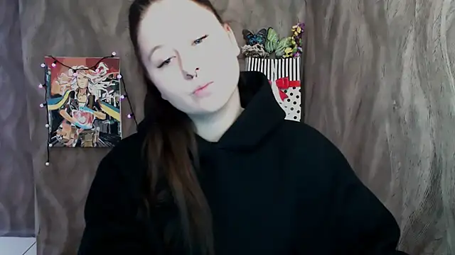 Snapshot of Linda_S_ chatting on 11-10-25, 03:17 Linda S online show from 11-10-25, 03:17