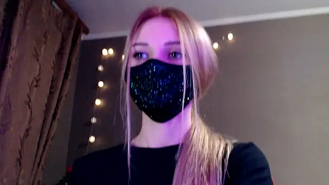 Snapshot of Iris_lave chatting on 02-12-26, 06:51 Iris lave online show from 02-12-26, 06:51