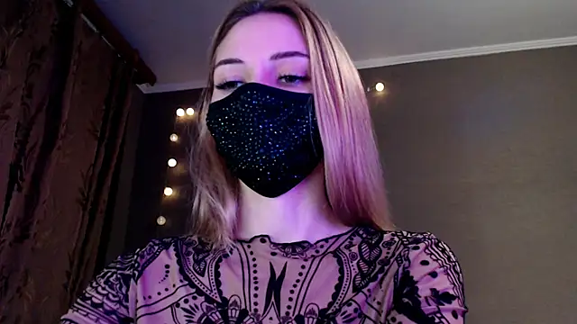 Snapshot of Iris_lave chatting on 01-14-26, 03:37 Iris lave online show from 01-14-26, 03:37