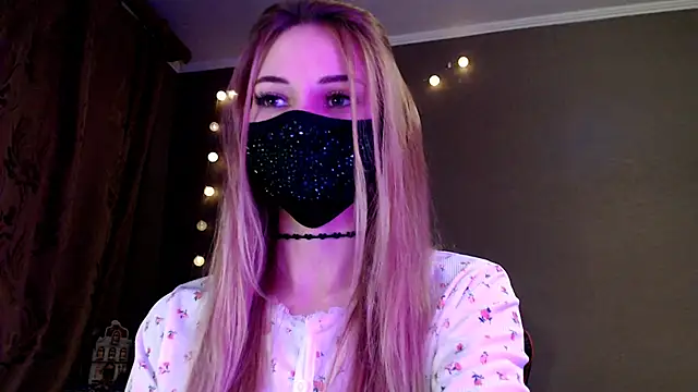 Snapshot of Iris_lave chatting on 01-13-26, 05:06 Iris lave online show from 01-13-26, 05:06