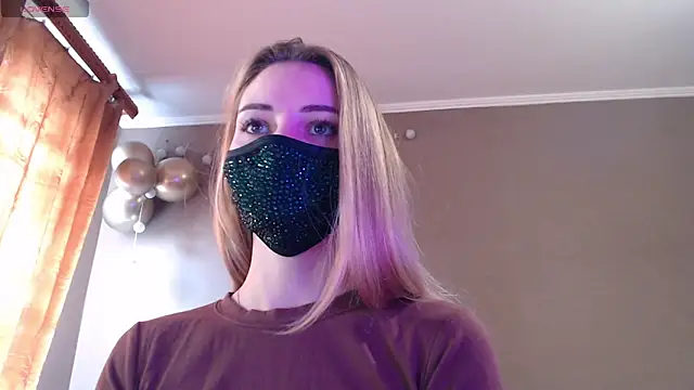 Snapshot of Iris_lave chatting on 11-21-25, 09:52 Iris lave online show from 11-21-25, 09:52