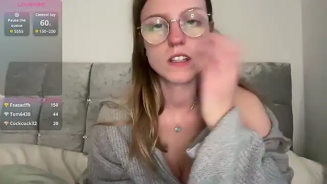 BustyKellyXXX online show from 03-31-26, 06:43