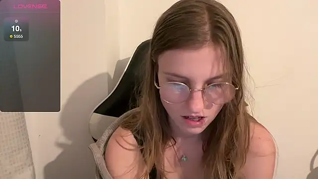 BustyKellyXXX online show from 12-14-25, 07:52