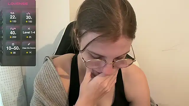 BustyKellyXXX online show from 11-14-25, 10:30