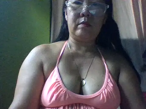 mommasexy29 online show from 09-27-25, 10:16