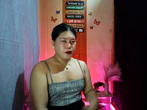 mika lover online show from 09-22-25, 09:59