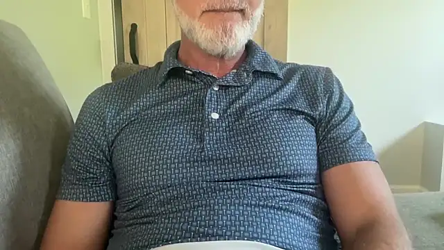 Snapshot of braselton06 chatting on 09-12-25, 05:13 braselton06 online show from 09-12-25, 05:13