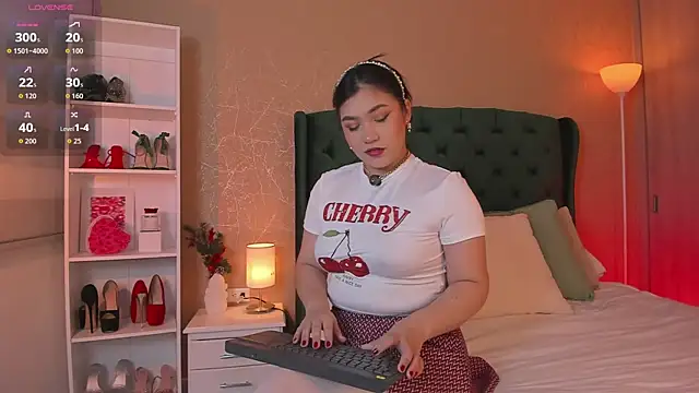 naughty fun room online show from 11-04-25, 11:08