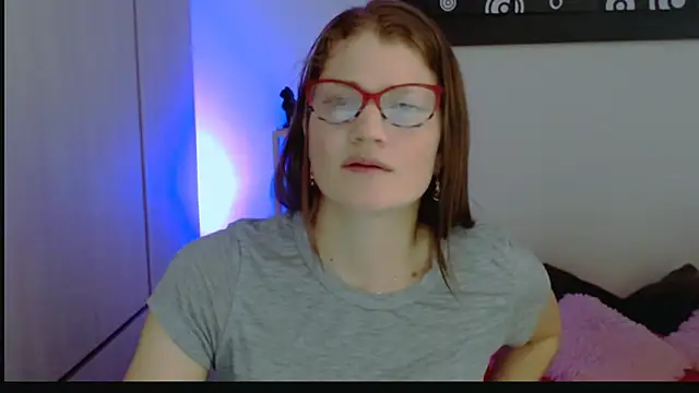 Snapshot of Camila-ventura chatting on 05-11-26, 01:12 Camila-ventura online show from 05-11-26, 01:12
