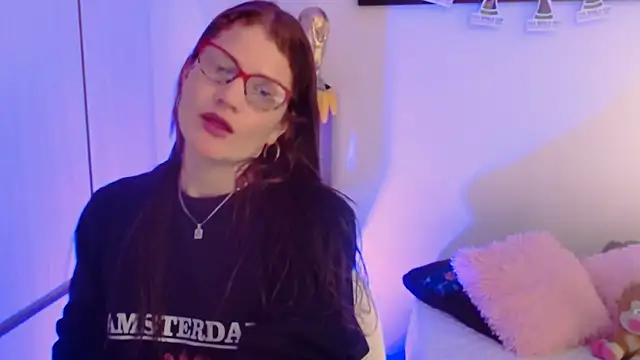 Camila-ventura online show from 06-24-26, 01:32