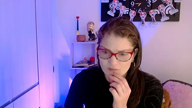 Camila-ventura online show from 06-25-26, 02:33