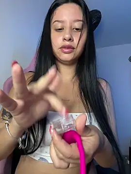 lucy grey25 online show from 04-13-26, 07:07