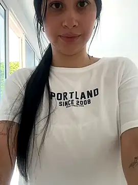 lucy grey25 online show from 11-08-25, 05:27