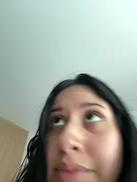 lucy grey25 online show from 04-05-26, 04:24