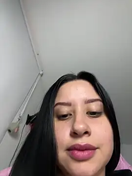 Snapshot of lucy_grey25 chatting on 02-17-26, 02:03 lucy grey25 online show from 02-17-26, 02:03