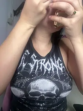 lucy grey25 online show from 01-14-26, 04:43