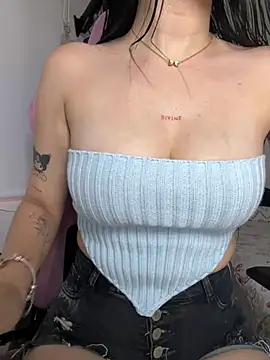 lucy grey25 online show from 03-03-26, 02:57