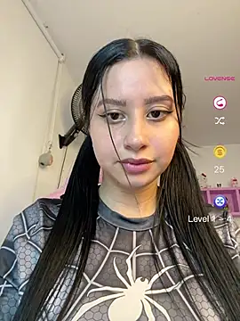 Snapshot of lucy_grey25 chatting on 05-18-26, 05:51 lucy grey25 online show from 05-18-26, 05:51