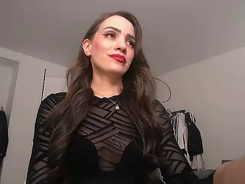 Snapshot of AlienaMoore chatting on 07-14-26, 02:38 AlienaMoore online show from 07-14-26, 02:38